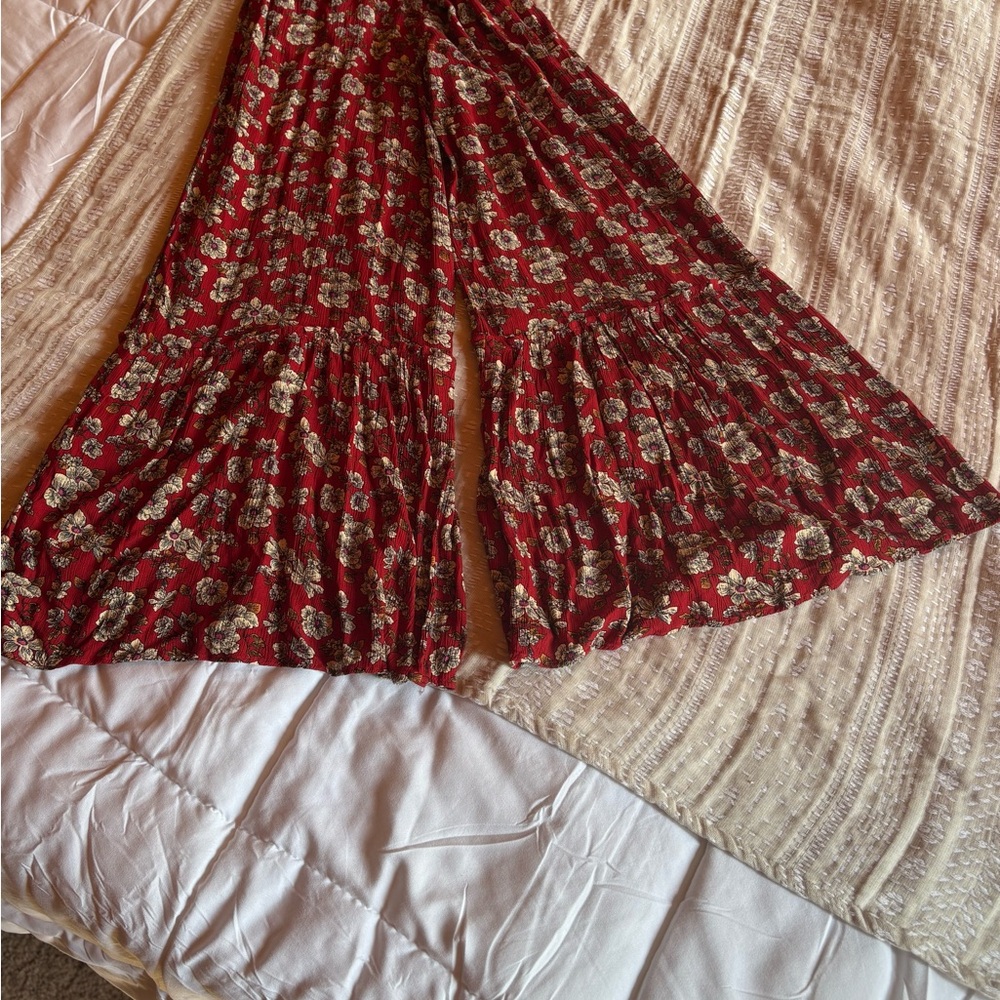 American Eagle Outfitters Boho Cottagecore Floral Jumpsuit with Flare Leg. 2 - Picture 9 of 13